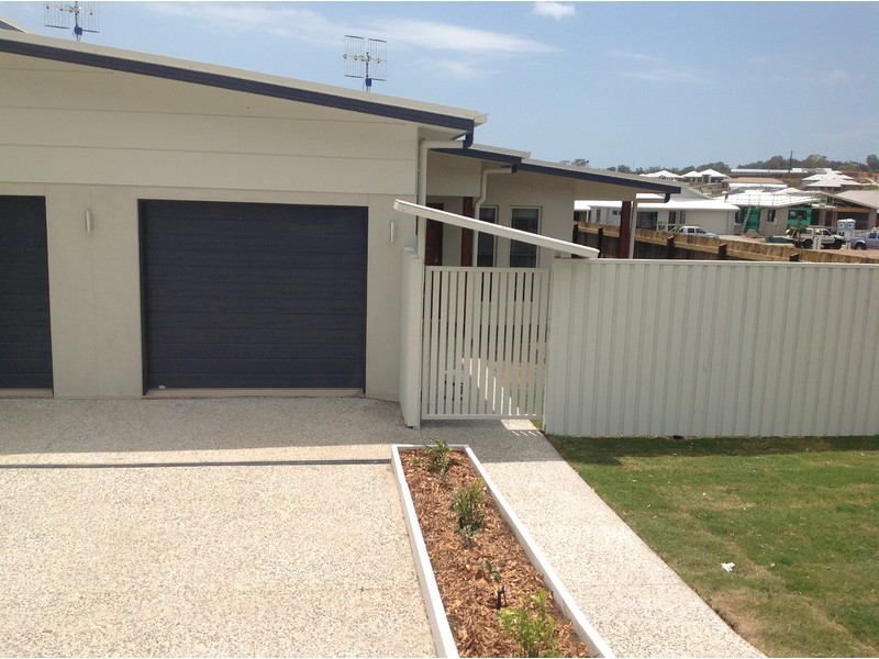 2/1 Woodswallow Crescent, Bli Bli QLD 4560
