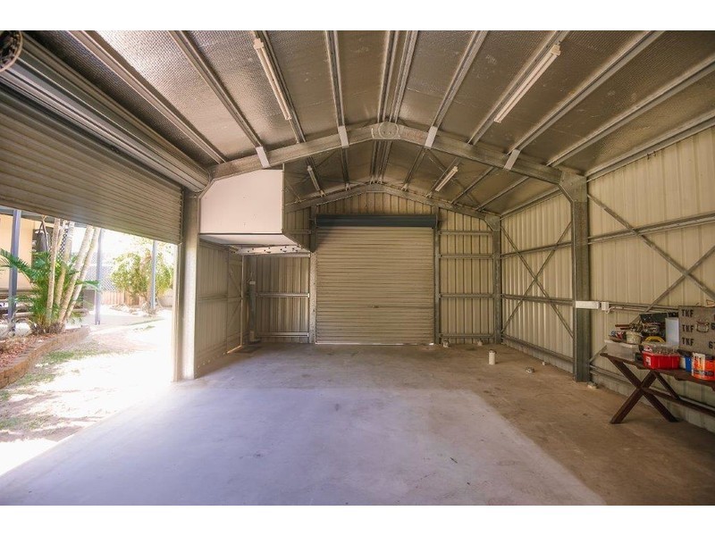 12 Waverley Street, Bucasia QLD 4750
