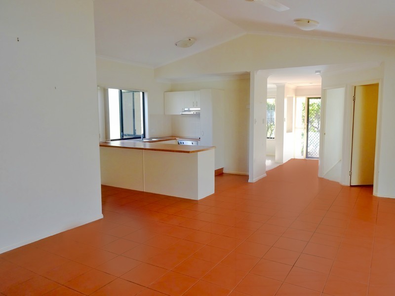 4 Bronte Court, Sippy Downs QLD 4556