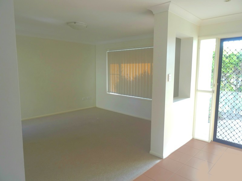 4 Bronte Court, Sippy Downs QLD 4556