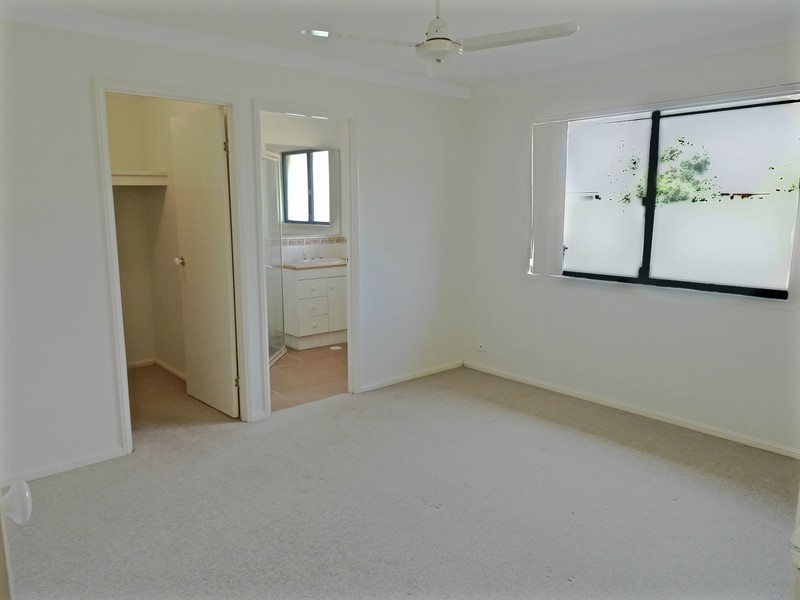 4 Bronte Court, Sippy Downs QLD 4556