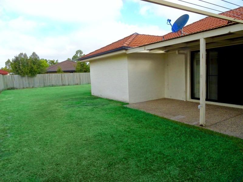 4 Bronte Court, Sippy Downs QLD 4556