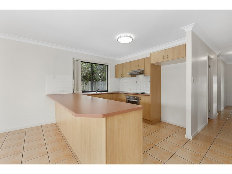 8 Windermere Way, Sippy Downs QLD 4556