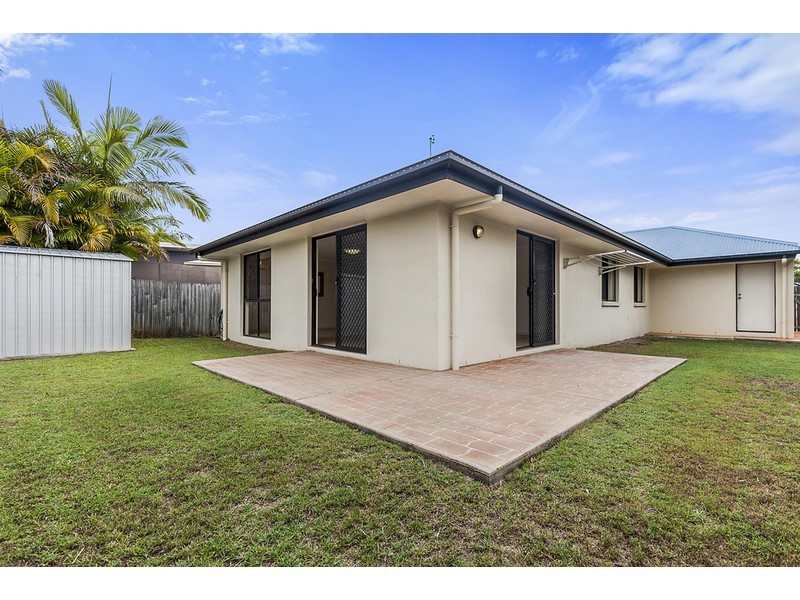 8 Windermere Way, Sippy Downs QLD 4556