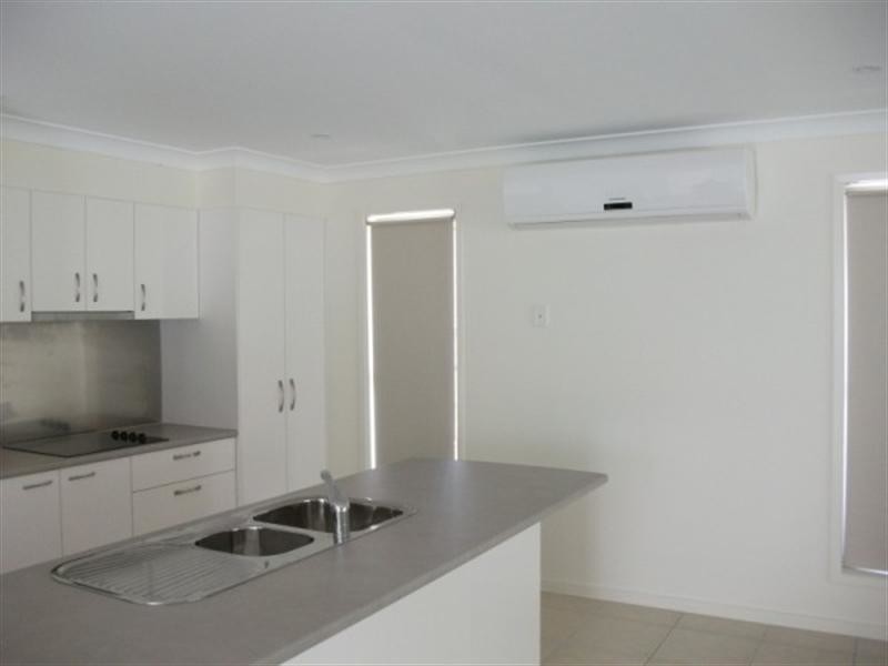 13 Longcove Place, Peregian Springs QLD 4573