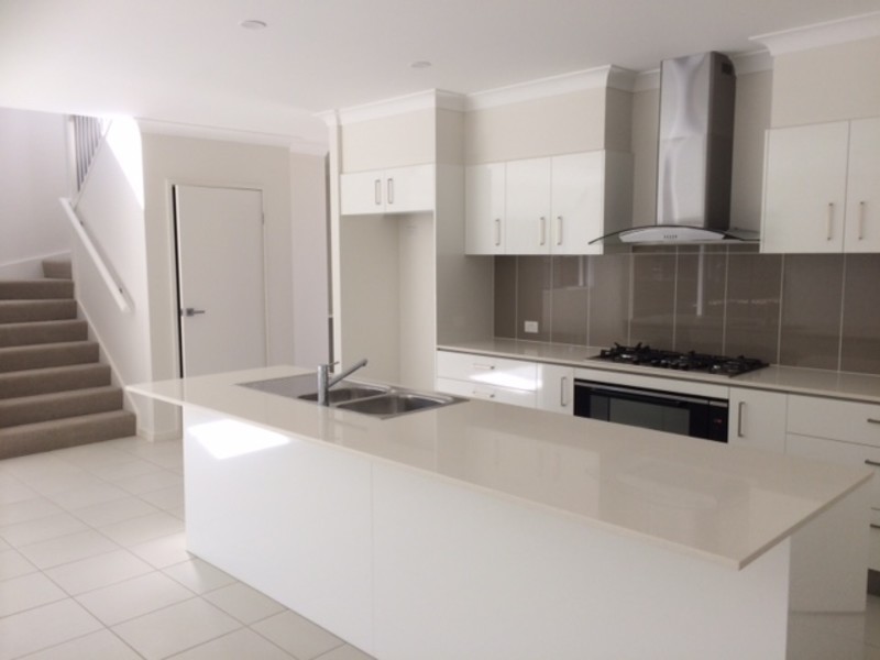 1/7 Lake View Place, Bli Bli QLD 4560