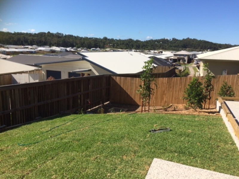 1/7 Lake View Place, Bli Bli QLD 4560