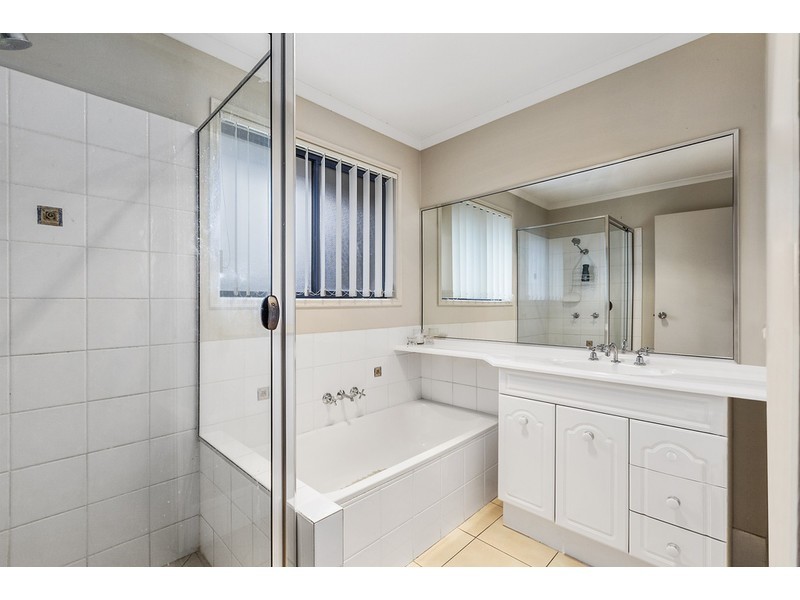 12 Windermere Way, Sippy Downs QLD 4556