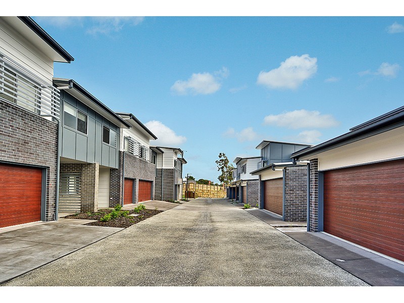 38/17 Greensboro Place, Little Mountain QLD 4551