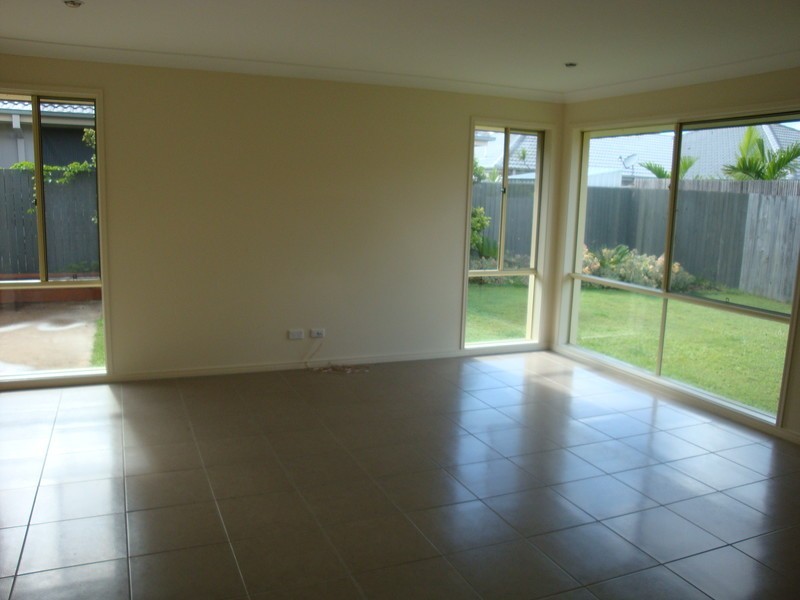 13 Burrows Street, Sippy Downs QLD 4556