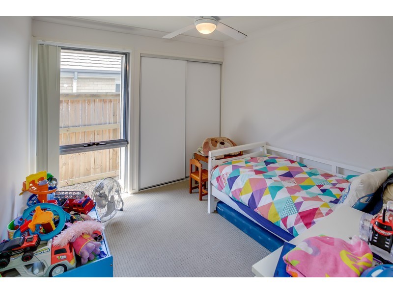 25 Shaw Street, Meridan Plains QLD 4551