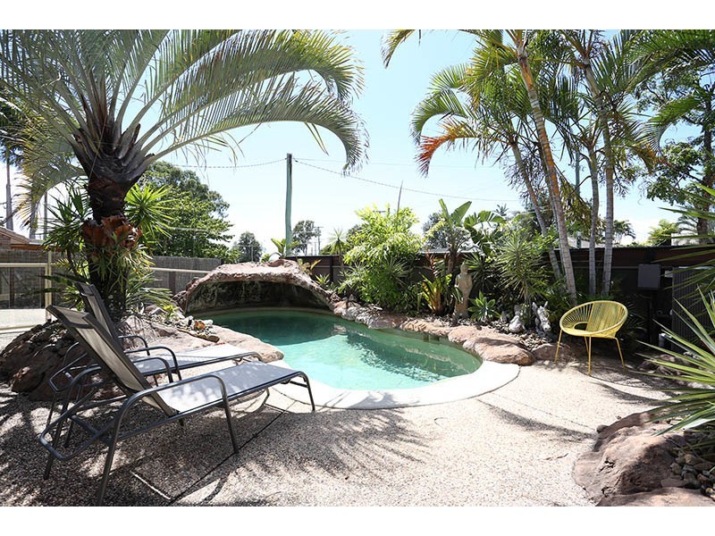 684 David Low Way, Pacific Paradise QLD 4564