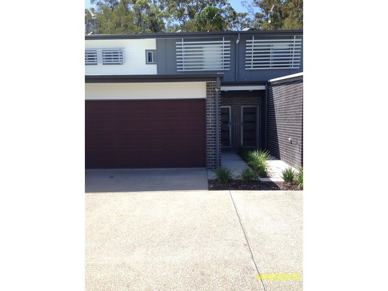 55/17 Greensboro Place, Little Mountain QLD 4551