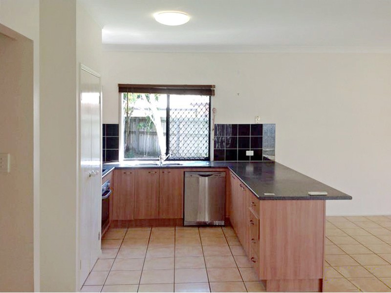 10 Burke Close, Sippy Downs QLD 4556