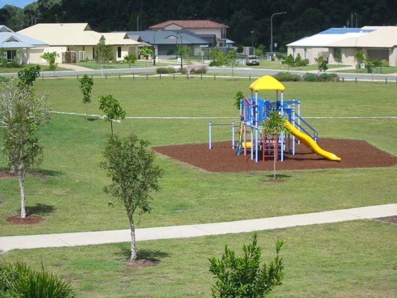 10 Burke Close, Sippy Downs QLD 4556