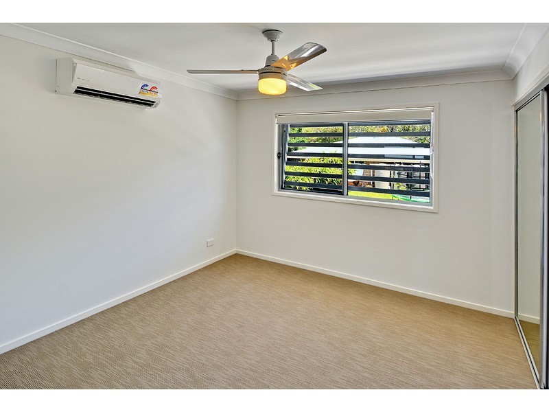 33/17 Greensboro Place, Little Mountain QLD 4551