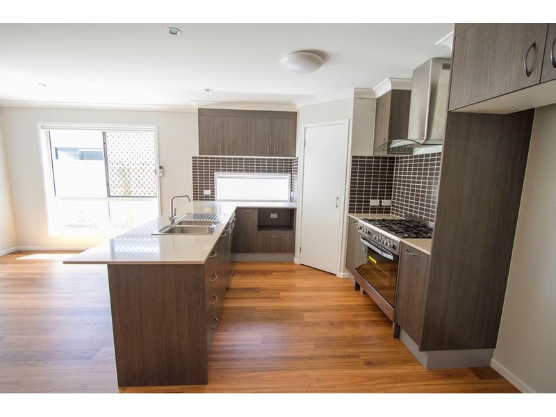 70 Brampton Crescent, Mountain Creek QLD 4557