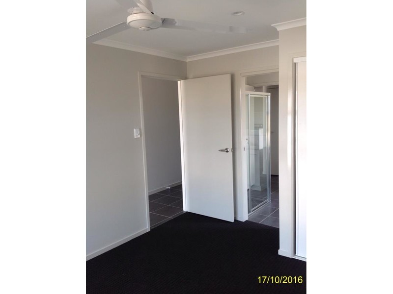 1/17 Pineview Drive, Beerwah QLD 4519