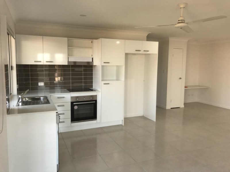 2/39 Grebe Crescent, Bli Bli QLD 4560