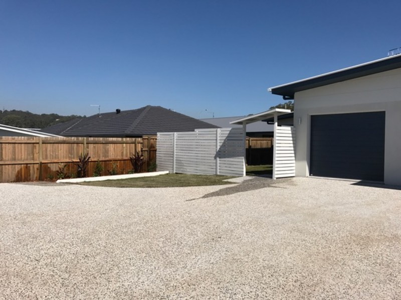 2/39 Grebe Crescent, Bli Bli QLD 4560