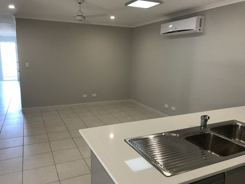 1/5 Ironwood Crescent, Beerwah QLD 4519