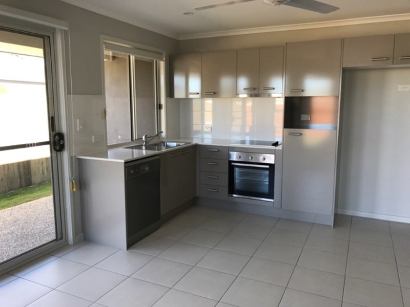 2/5 Ironwood Crescent, Beerwah QLD 4519