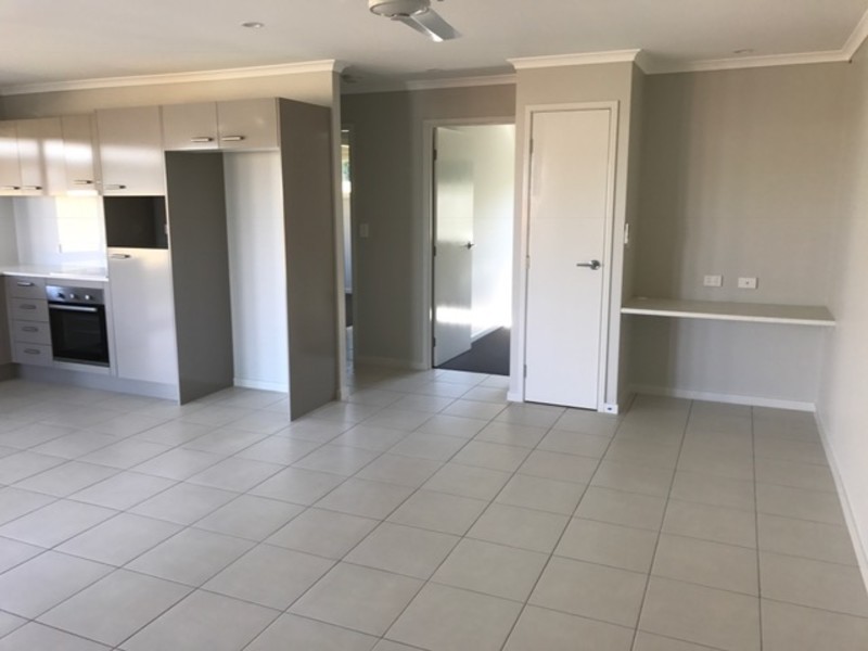 2/5 Ironwood Crescent, Beerwah QLD 4519