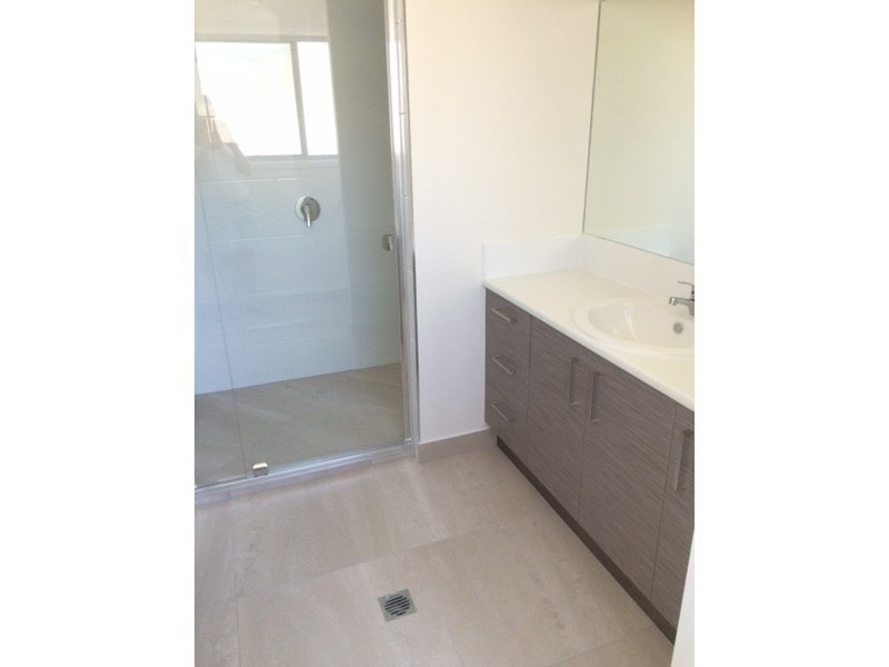 6 Bayou Street, Birtinya QLD 4575