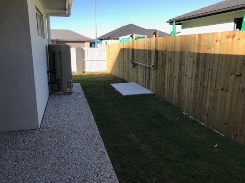 1/96 Kingfisher Drive, Bli Bli QLD 4560