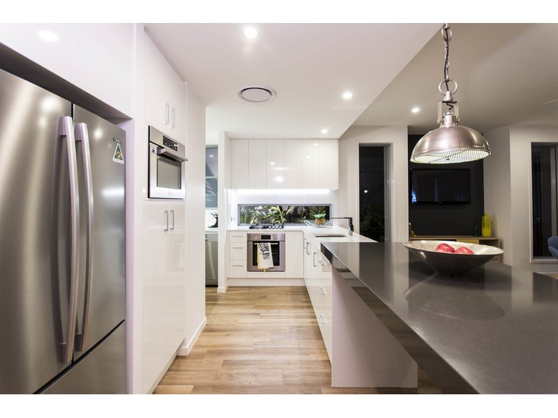 7 Radiata Close, Peregian Springs QLD 4573