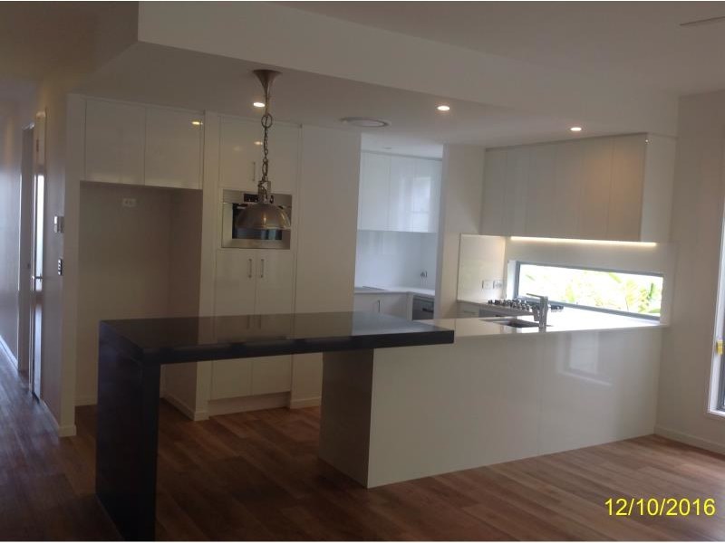 7 Radiata Close, Peregian Springs QLD 4573