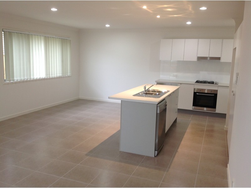 102B Haselwood Crescent, Meridan Plains QLD 4551