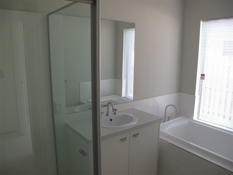 77 Chestwood Crescent, Sippy Downs QLD 4556
