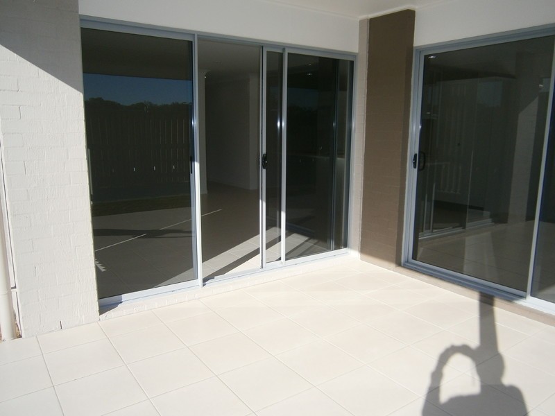 1/97 Creekwood Avenue, Meridan Plains QLD 4551