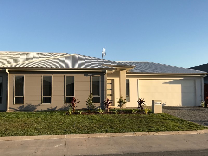 2/38 Flame Tree Avenue, Sippy Downs QLD 4556