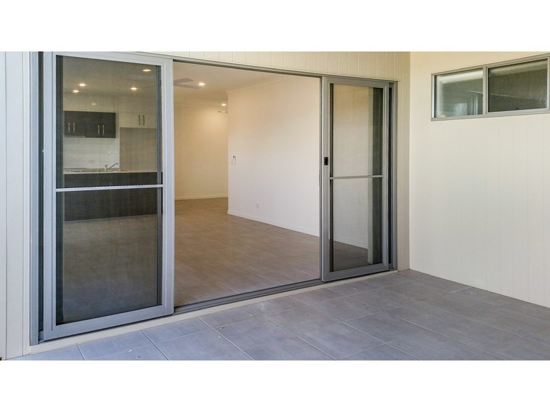 2/38 Flame Tree Avenue, Sippy Downs QLD 4556