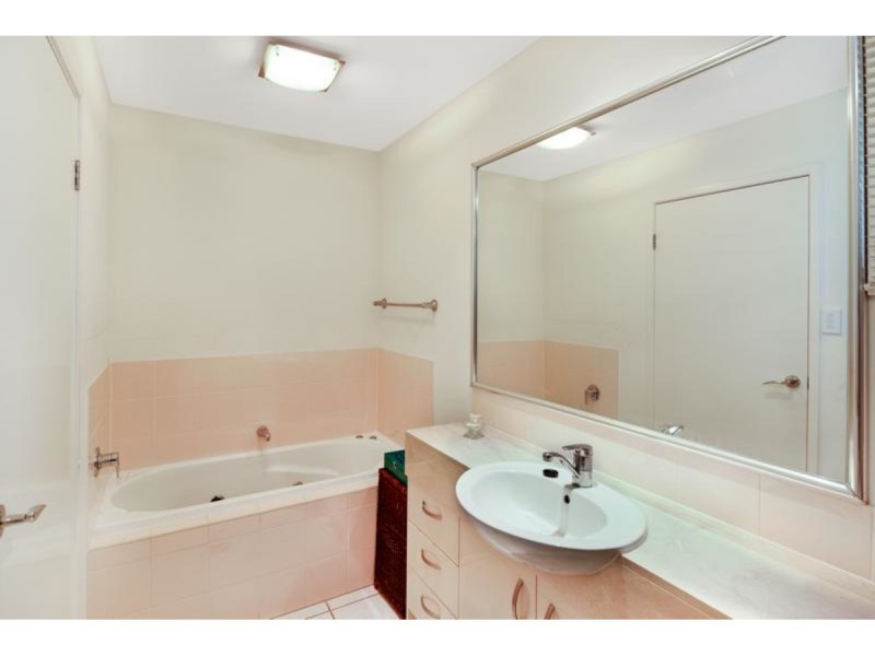 2/14 Hans Boysen Drive, Mudjimba QLD 4564
