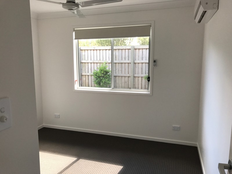 2/7 Rowley Close, Glass House Mountains QLD 4518