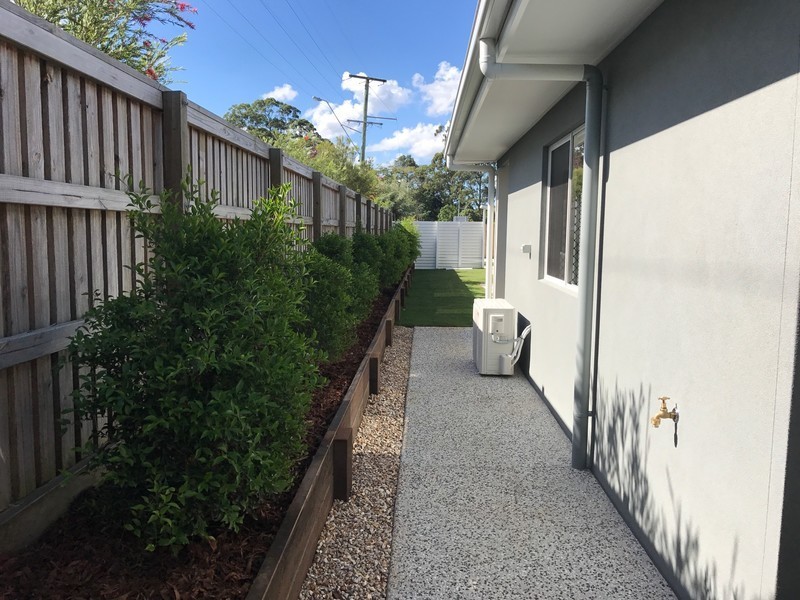 2/7 Rowley Close, Glass House Mountains QLD 4518