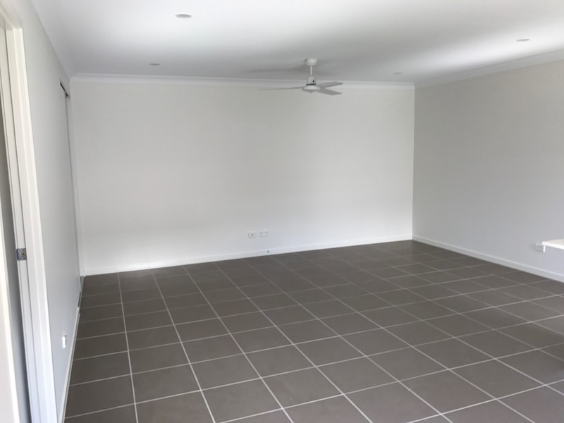1/51 Poole Road, Glass House Mountains QLD 4518