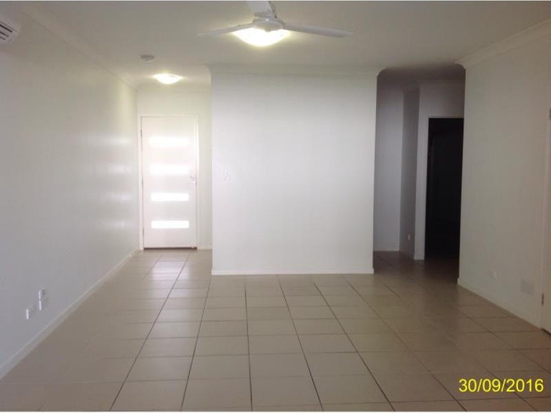 32/17 Greensboro Place, Little Mountain QLD 4551