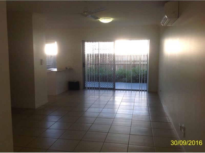 32/17 Greensboro Place, Little Mountain QLD 4551