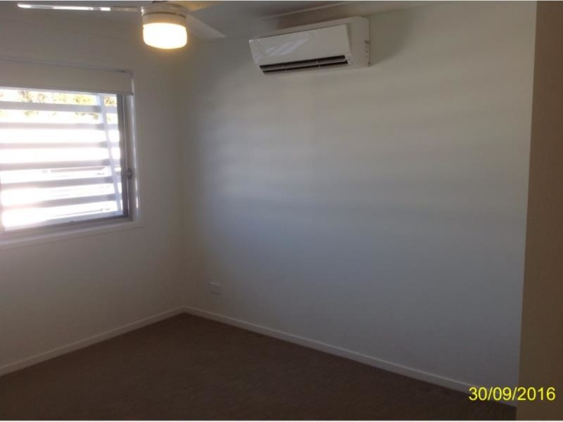 32/17 Greensboro Place, Little Mountain QLD 4551