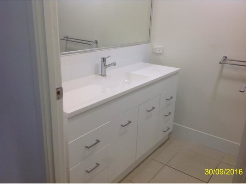 32/17 Greensboro Place, Little Mountain QLD 4551