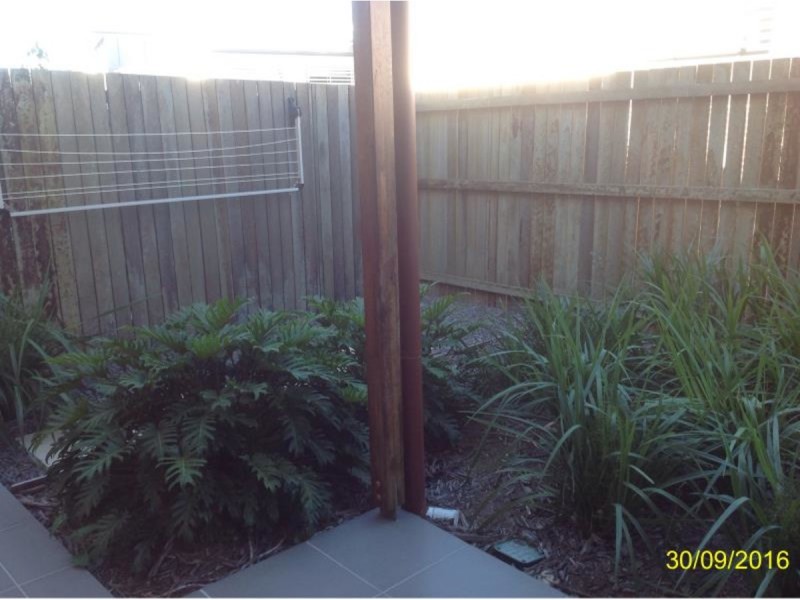 32/17 Greensboro Place, Little Mountain QLD 4551