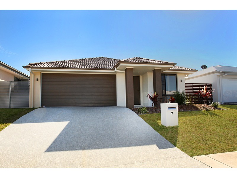 9 Barramundi Court, Mountain Creek QLD 4557