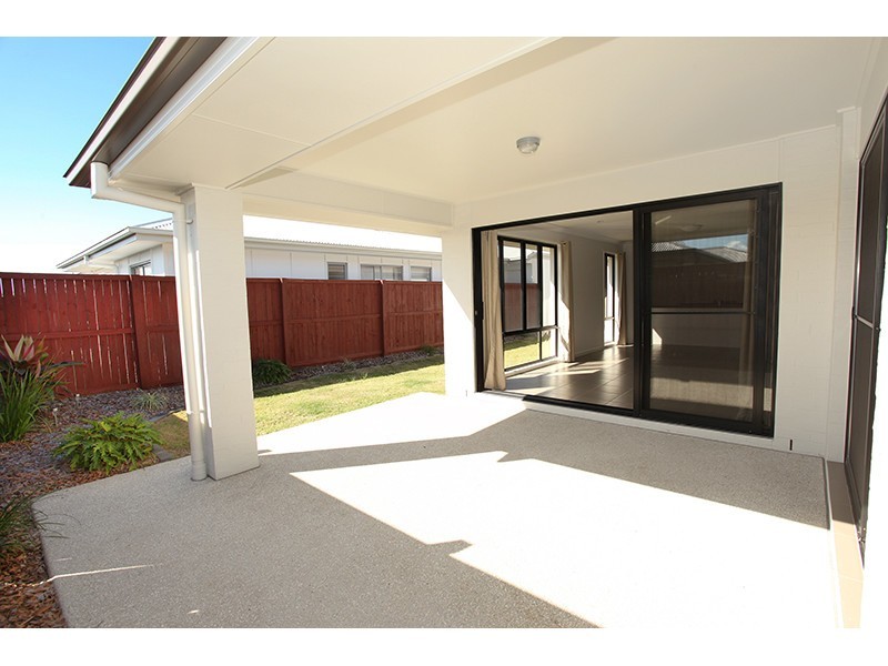 9 Barramundi Court, Mountain Creek QLD 4557