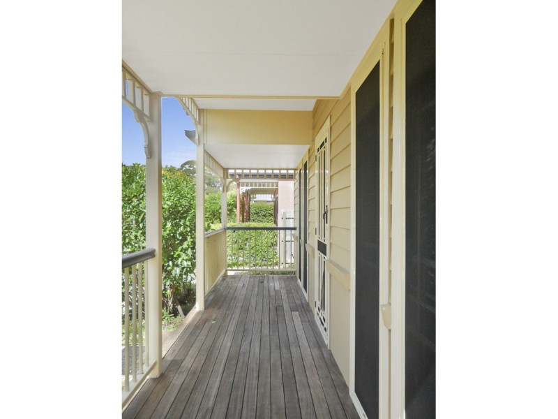 19 Irving Place, Sippy Downs QLD 4556