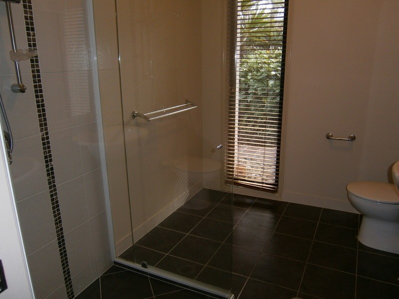 9 Peachester Close, Ormeau QLD 4208