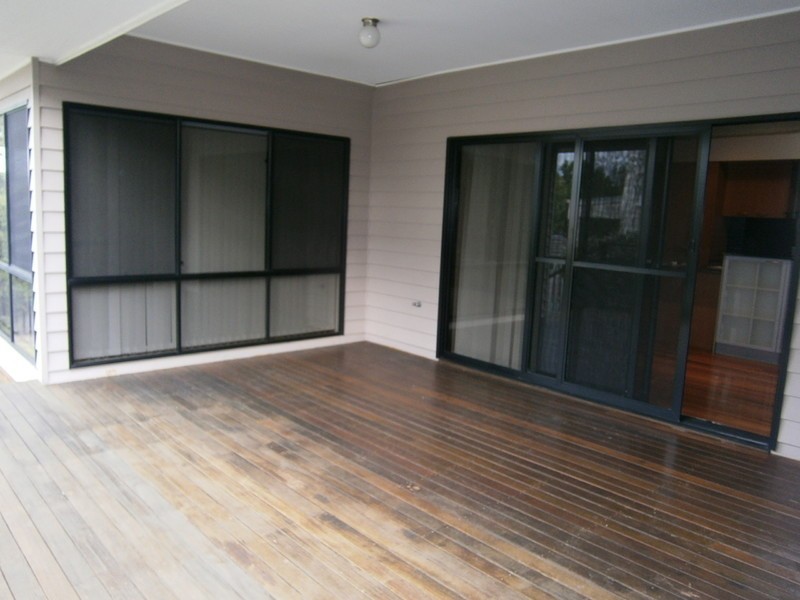 9 Peachester Close, Ormeau QLD 4208